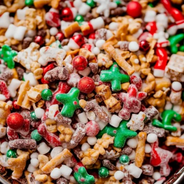 Christmas Snack Mix